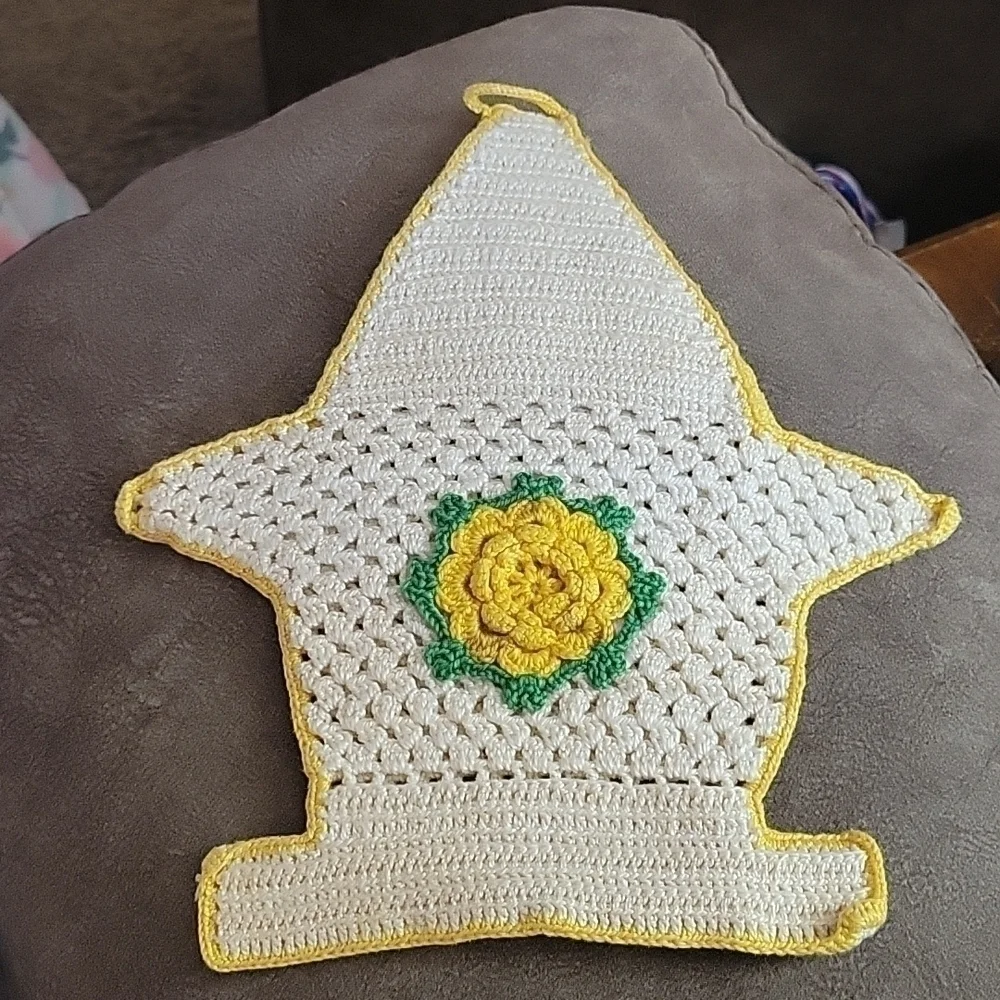 𝅺VTG Handmade Crochet Yellow Puff Rose Cottage Pot Holders Set